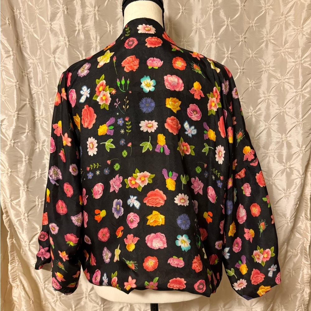 JOHNNY WAS Stano Makenna Reversible Silk Kimono Cardigan Black Floral Patchwork - Picture 6 of 15
